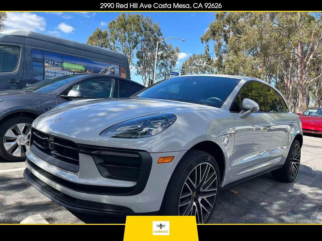 2025 Porsche Macan