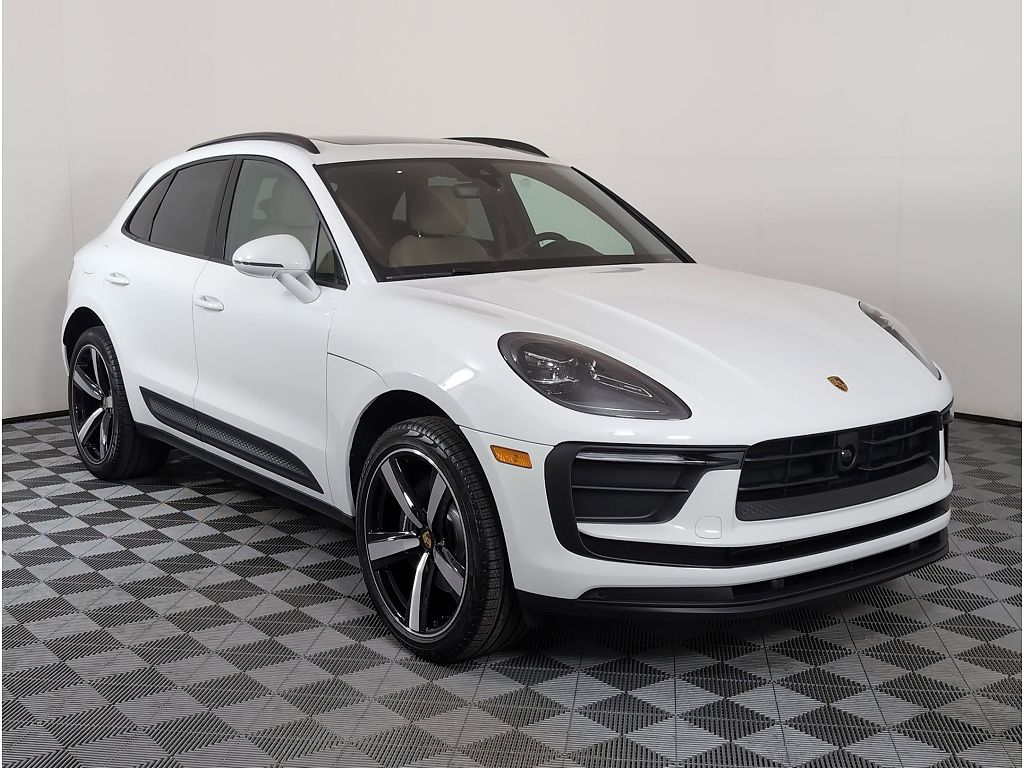 2026 Porsche Macan