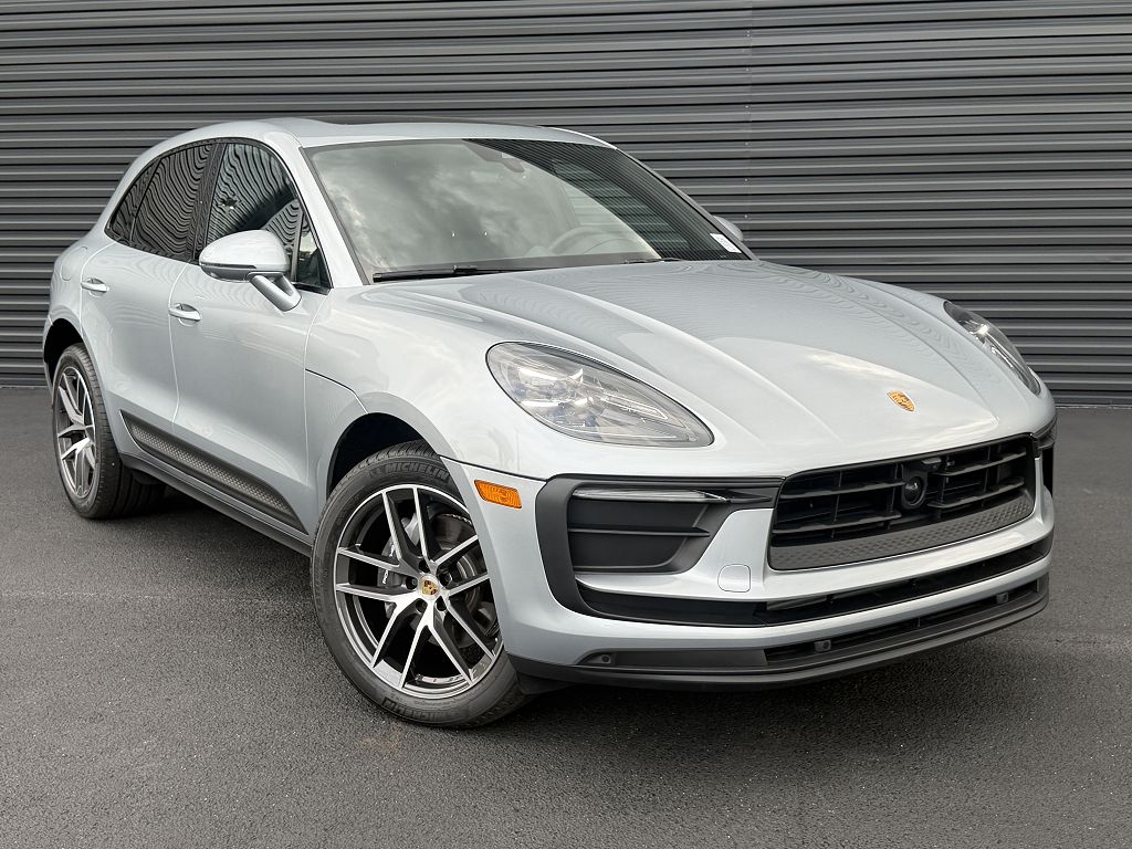 2026 Porsche Macan