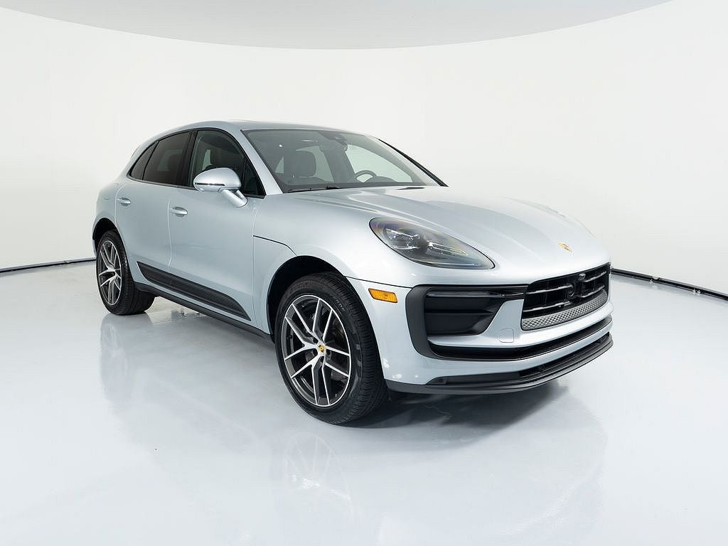 2026 Porsche Macan