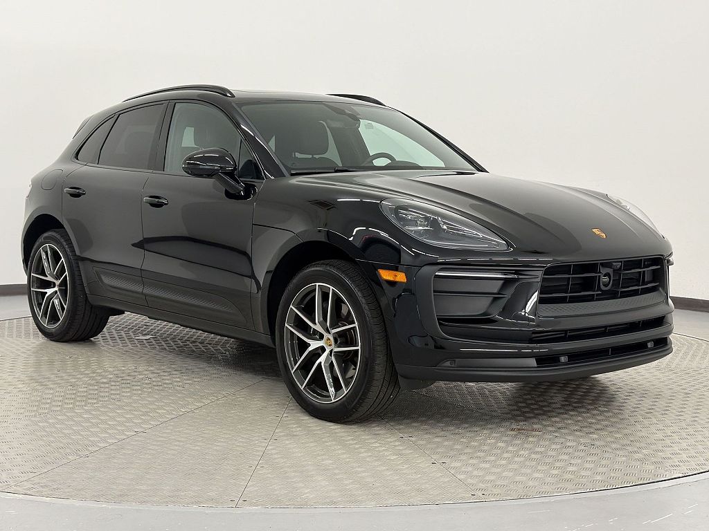 2026 Porsche Macan