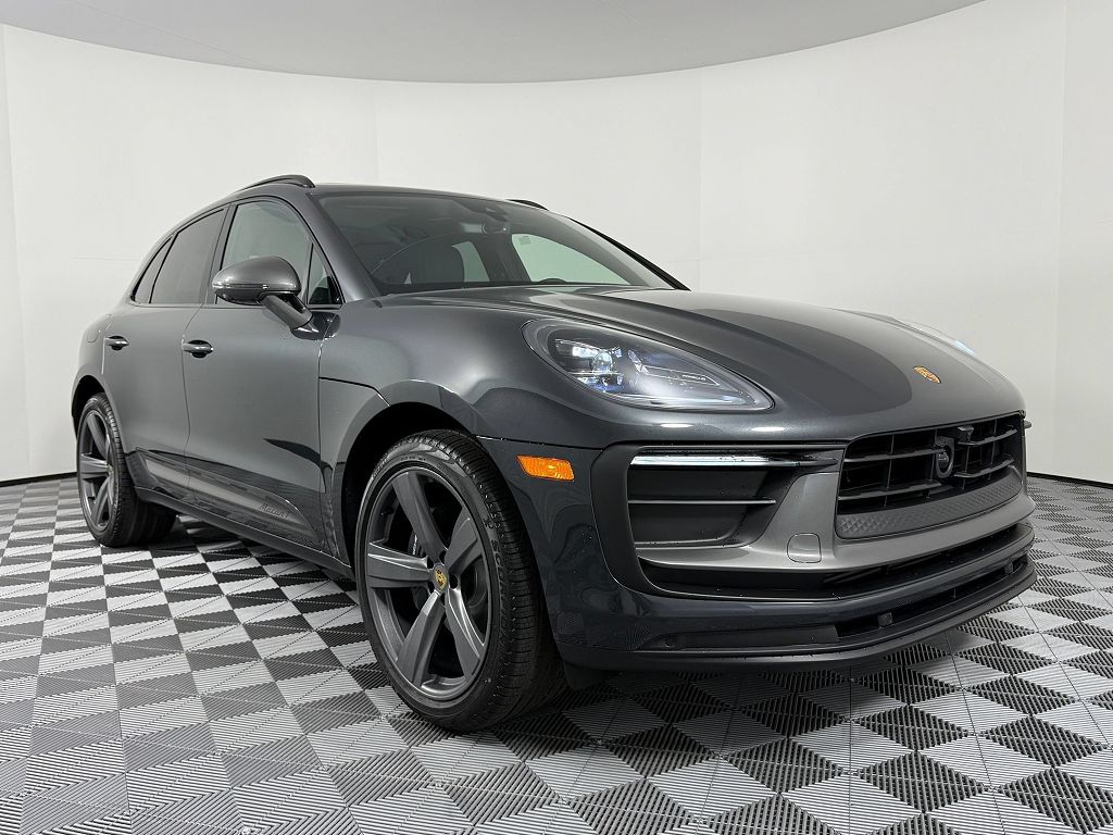 2026 Porsche Macan