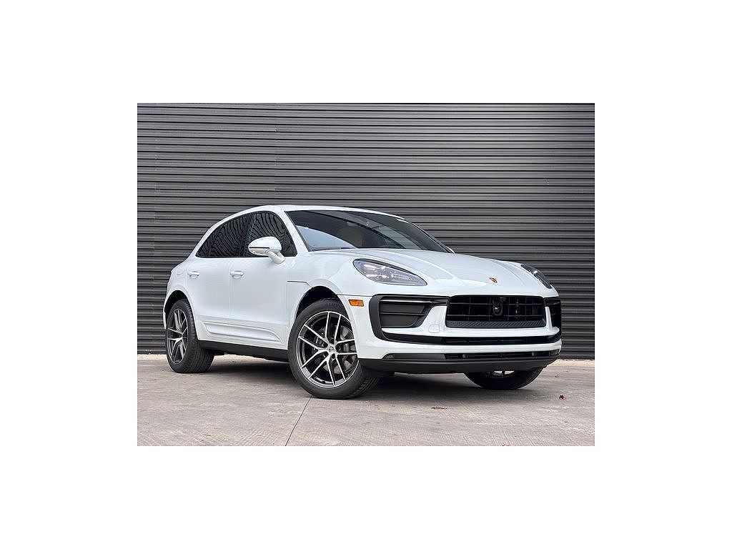 2026 Porsche Macan
