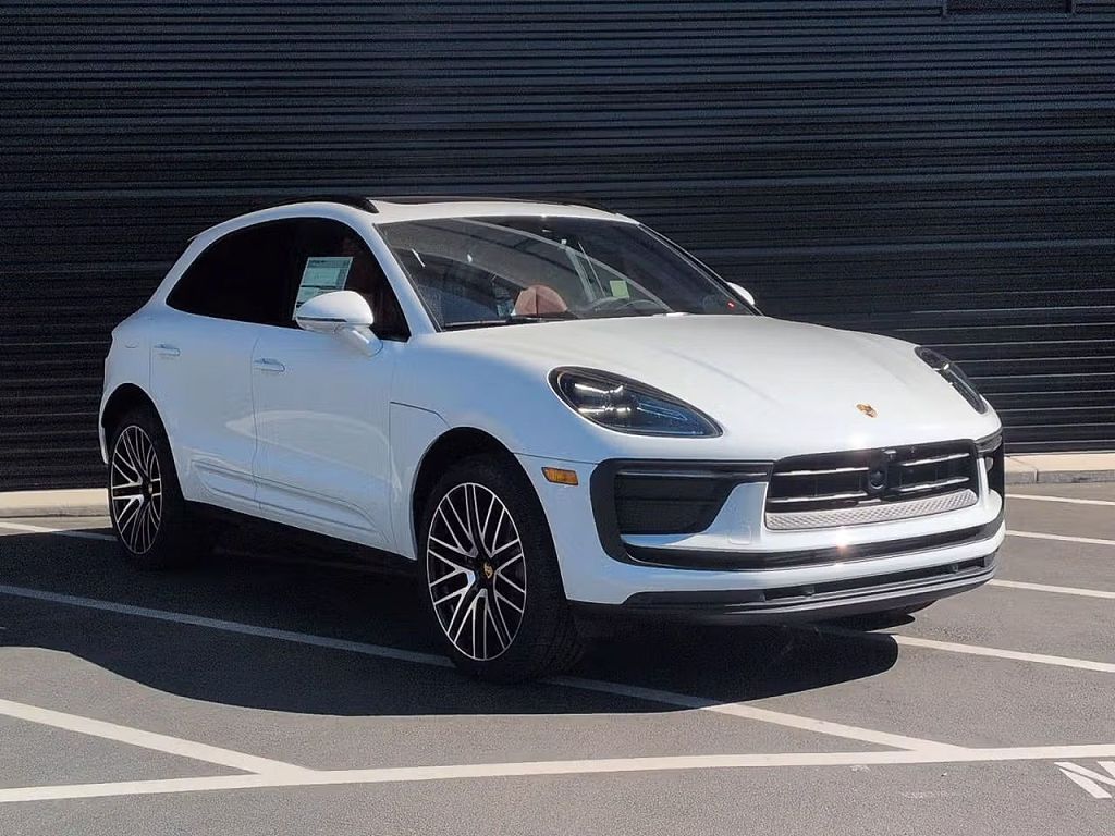 2026 Porsche Macan