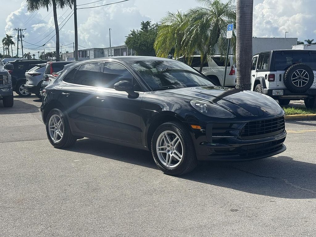 2020 Porsche Macan