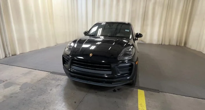 2022 Porsche Macan