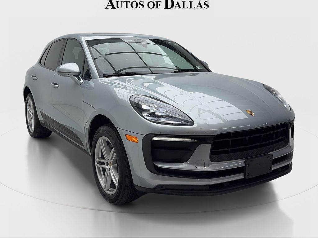2022 Porsche Macan