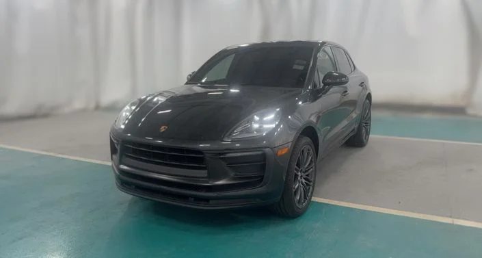 2022 Porsche Macan