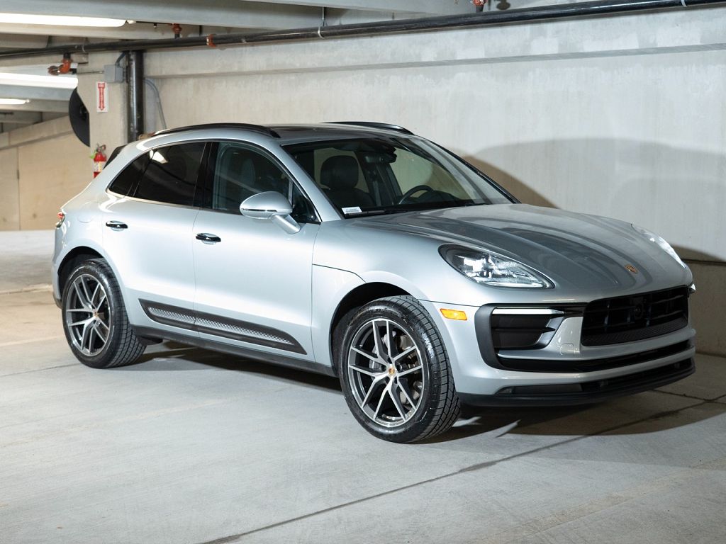 2023 Porsche Macan