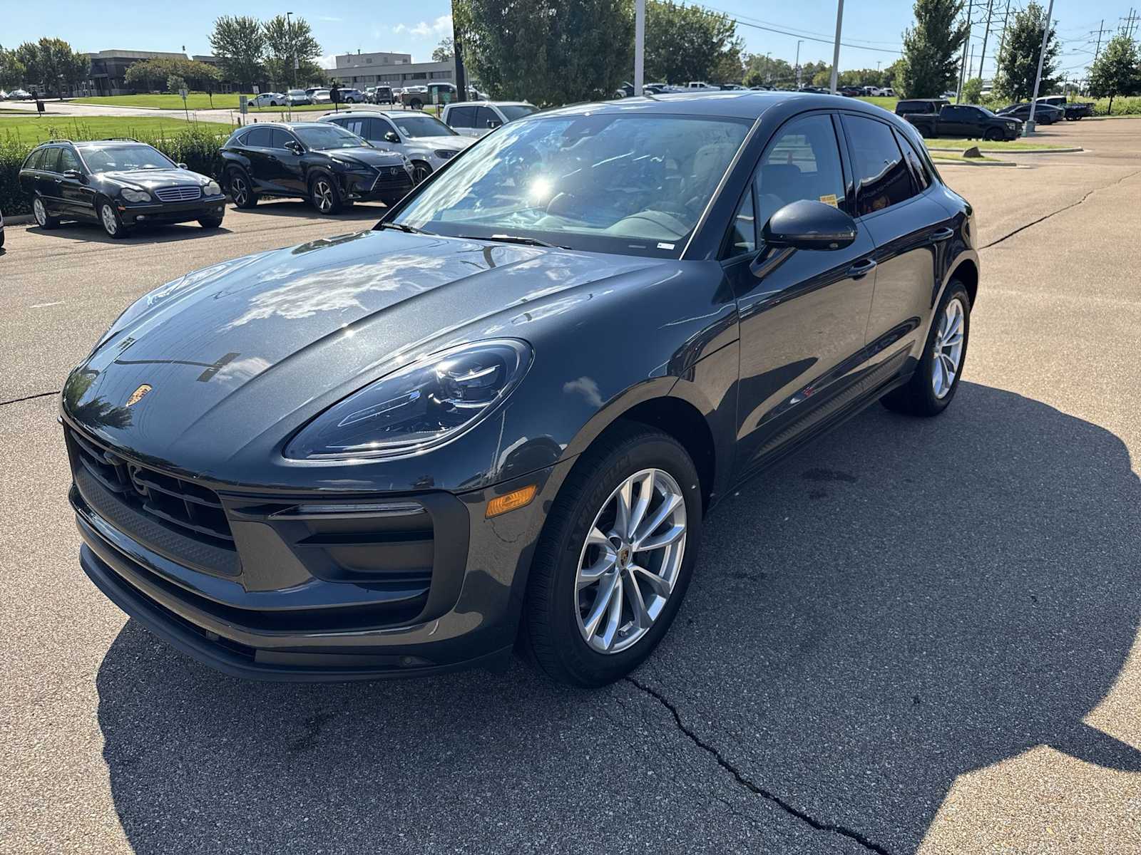 2023 Porsche Macan T