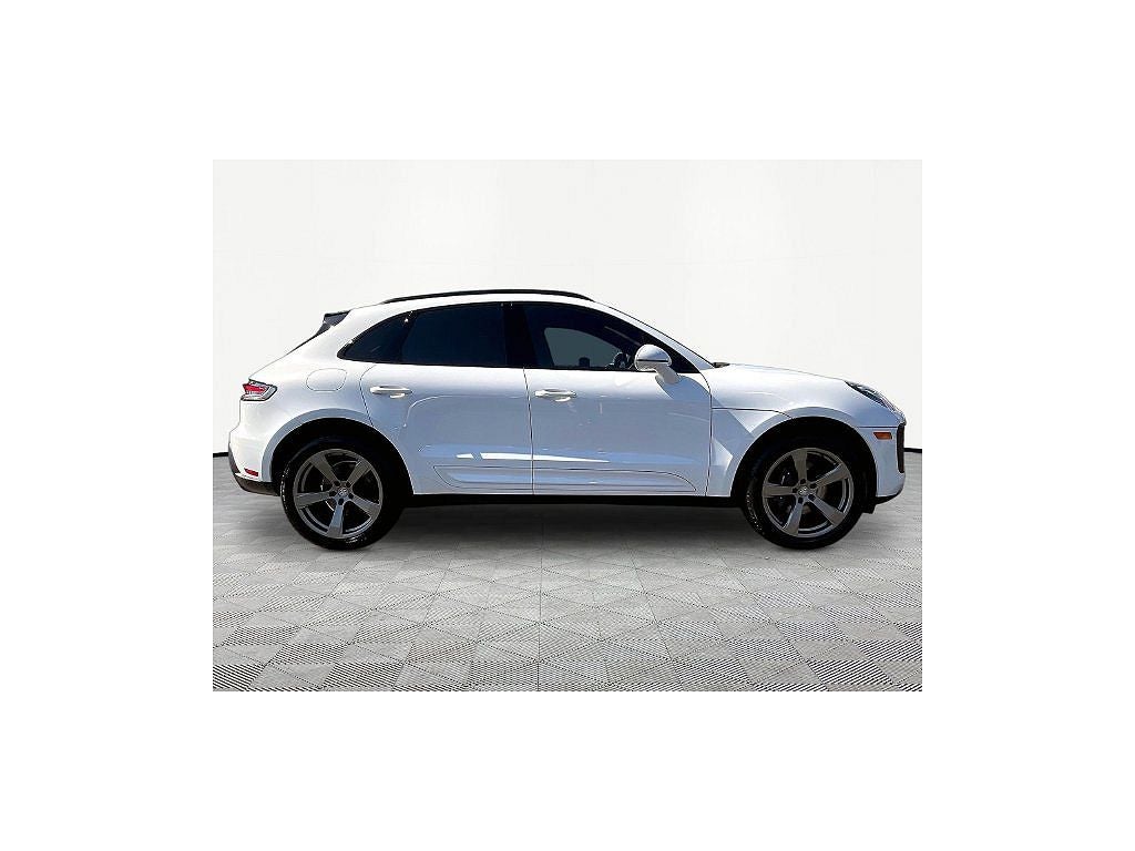 2023 Porsche Macan