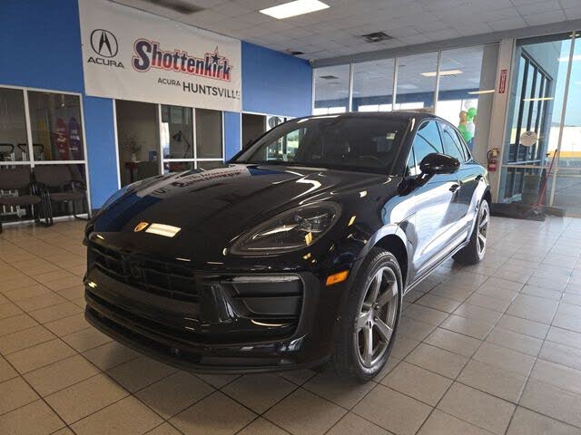 2023 Porsche Macan