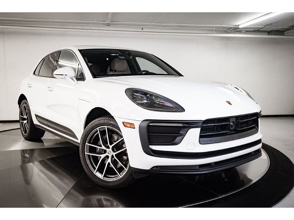 2023 Porsche Macan