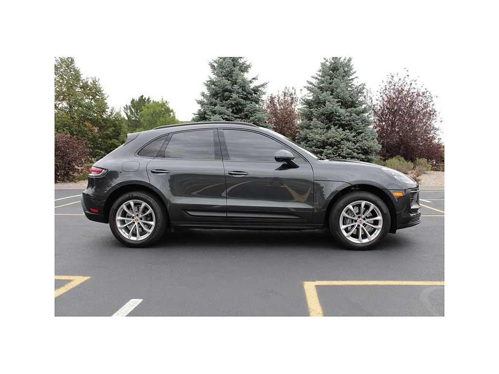 2024 Porsche Macan