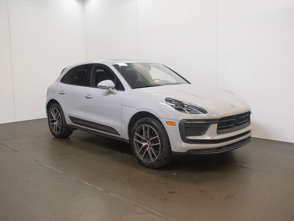 2026 Porsche Macan