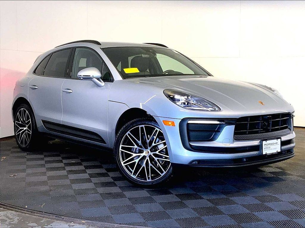 2026 Porsche Macan
