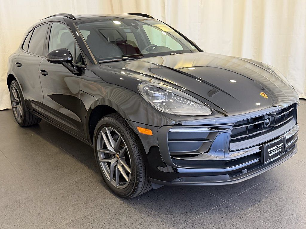 2026 Porsche Macan
