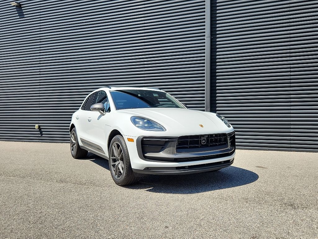 2026 Porsche Macan