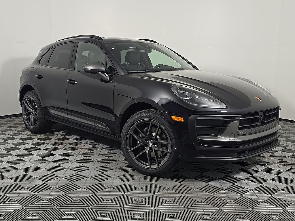 2026 Porsche Macan T