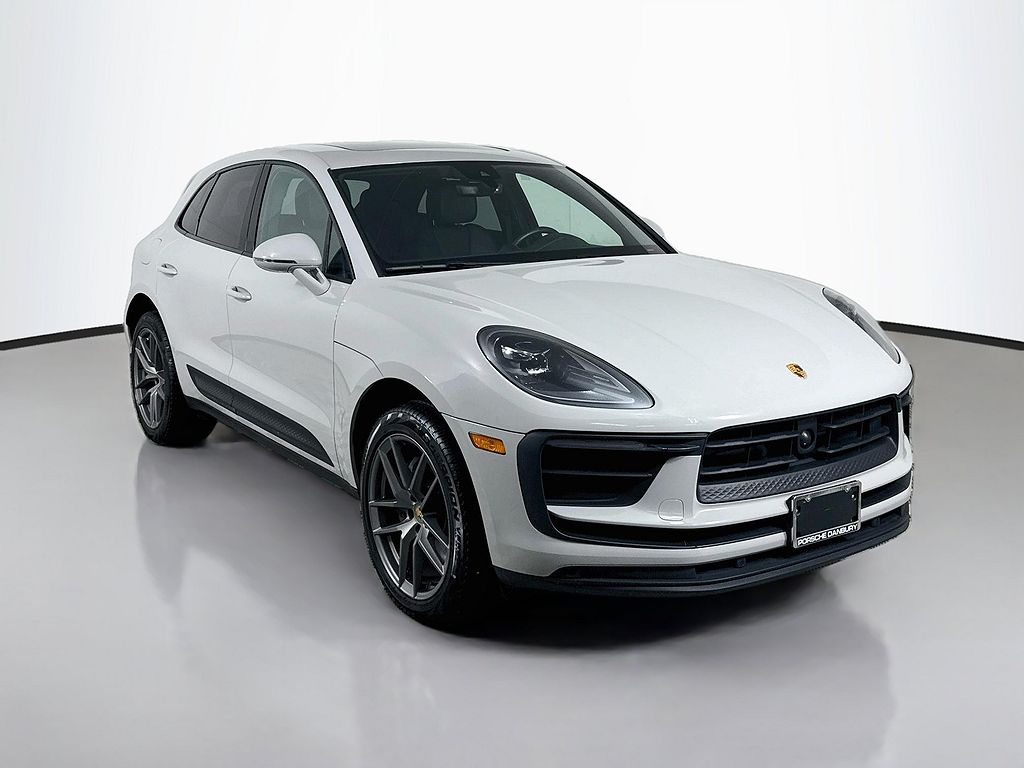 2023 Porsche Macan