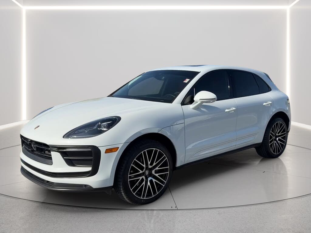 2024 Porsche Macan T