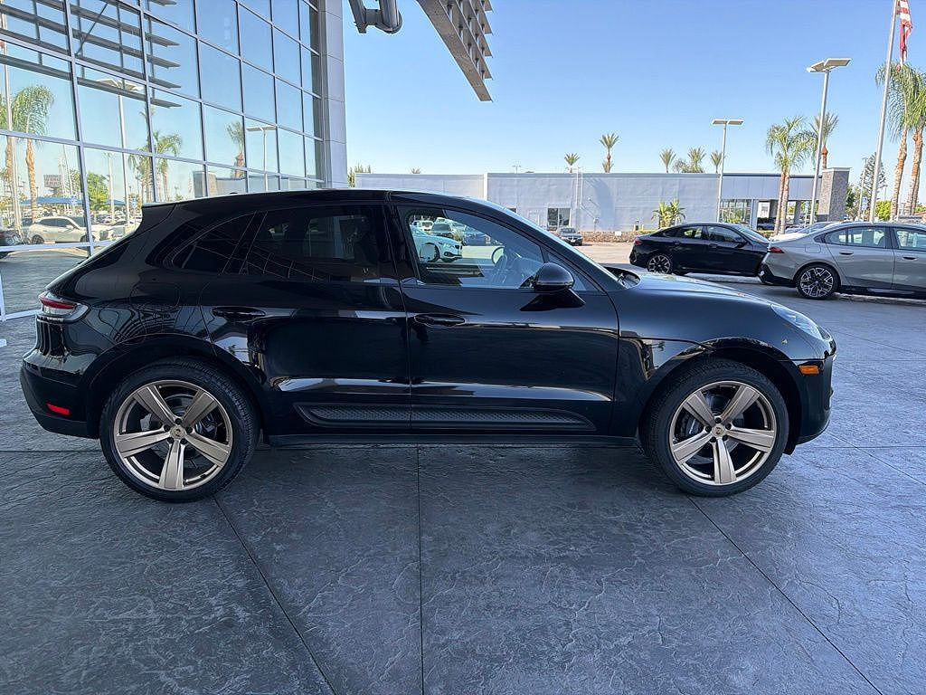 2024 Porsche Macan