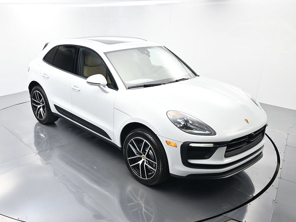 2026 Porsche Macan