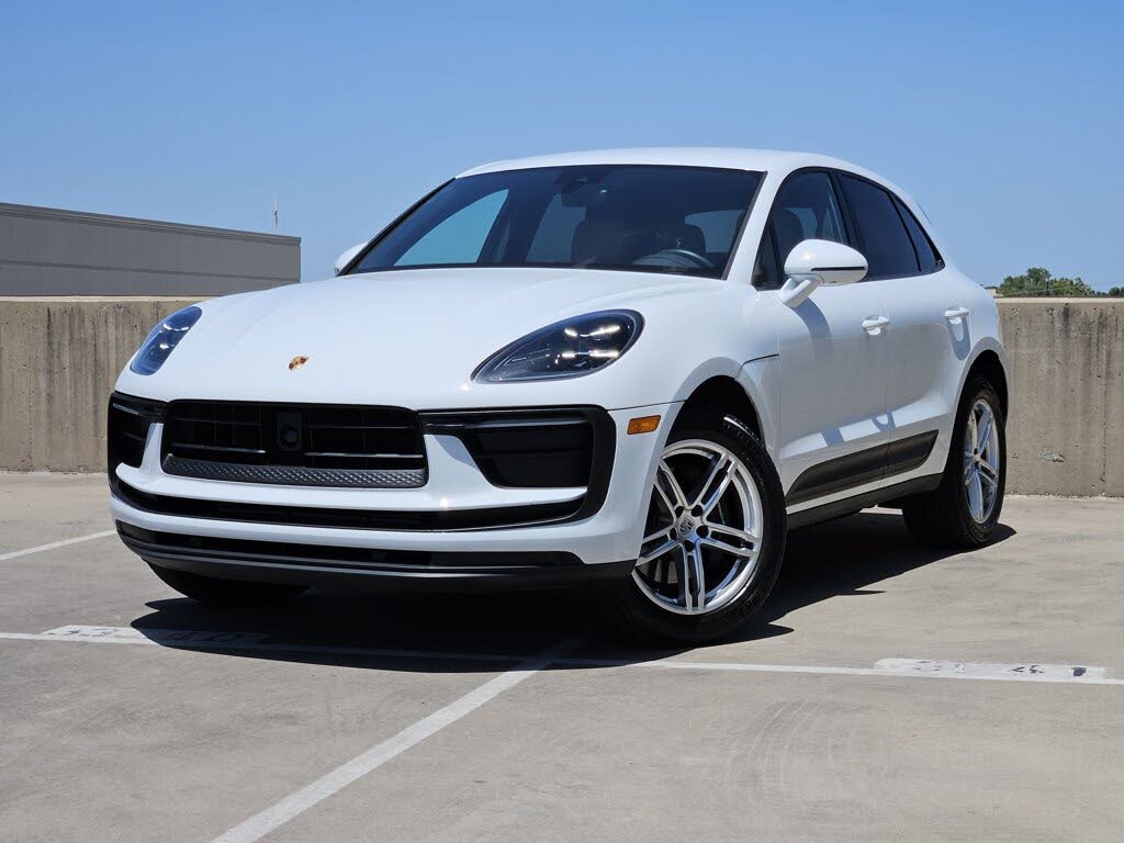 2026 Porsche Macan