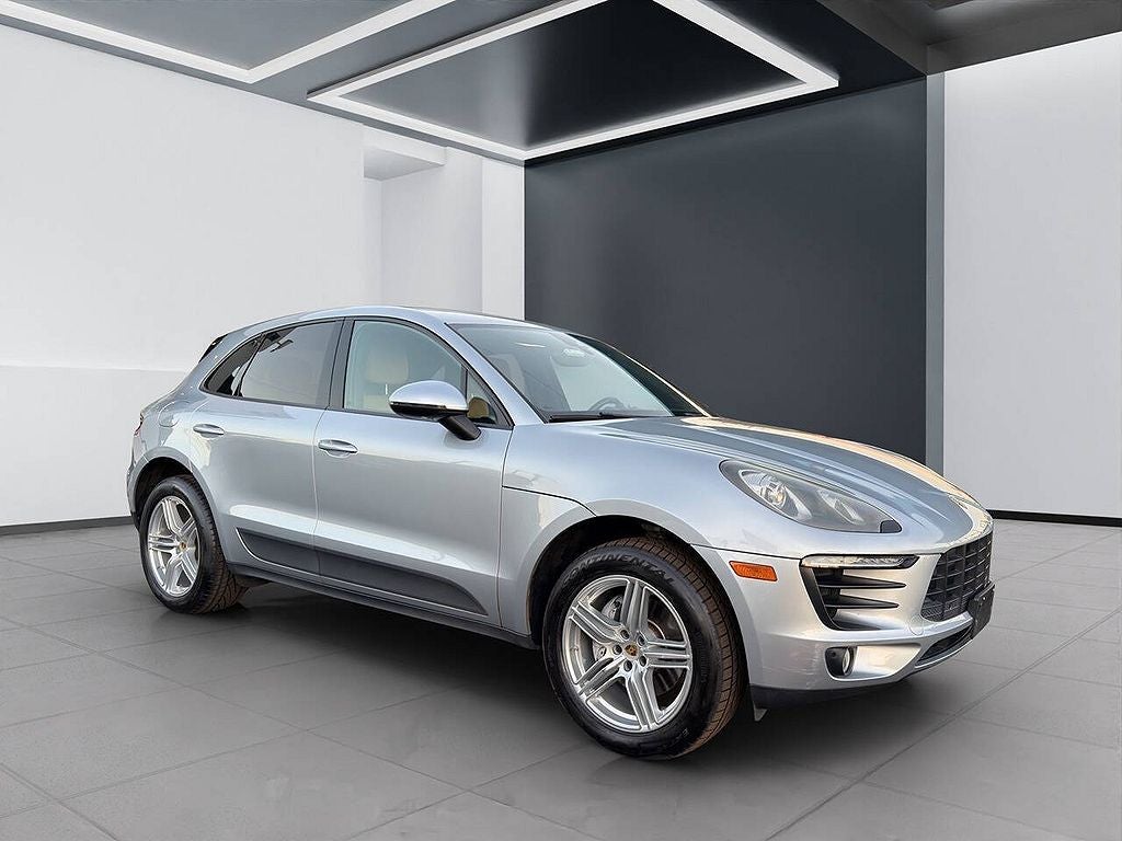 2017 Porsche Macan