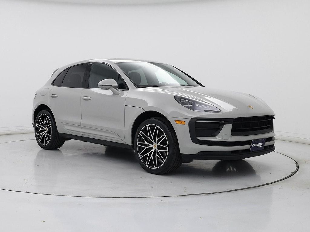 2022 Porsche Macan