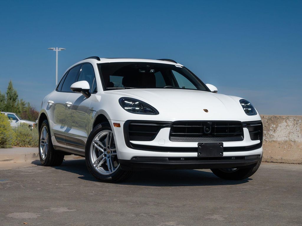 2023 Porsche Macan