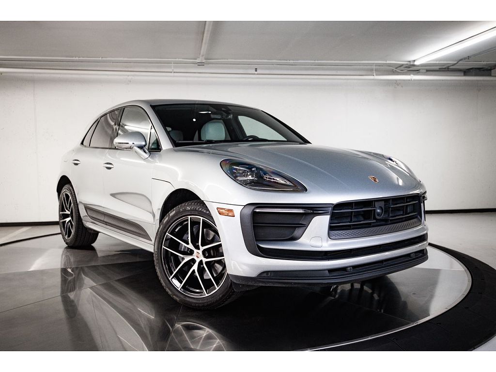 2023 Porsche Macan