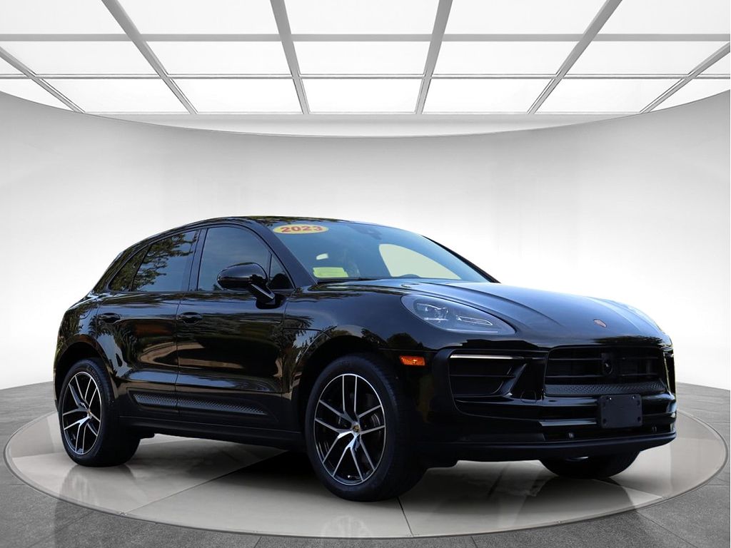 2023 Porsche Macan