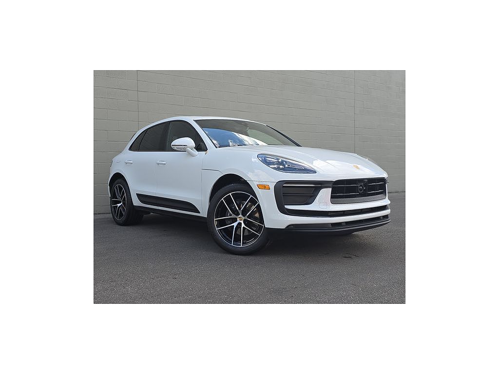 2025 Porsche Macan