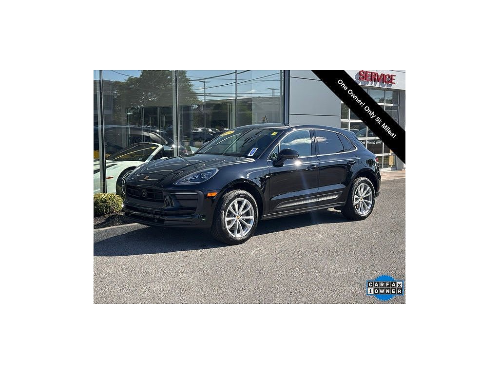 2025 Porsche Macan