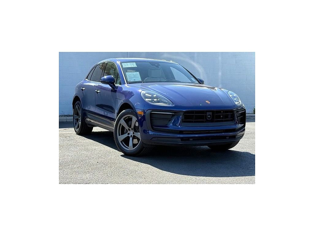 2025 Porsche Macan