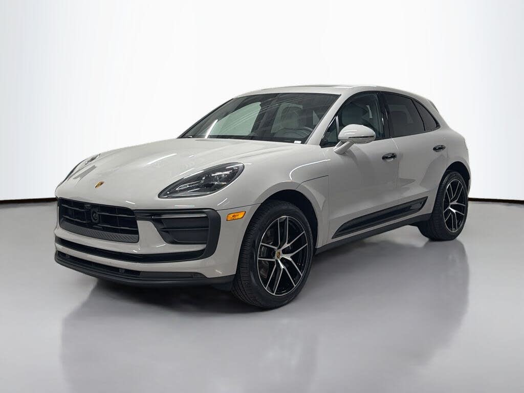 2025 Porsche Macan