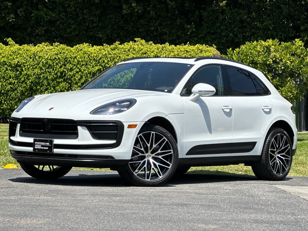 2026 Porsche Macan