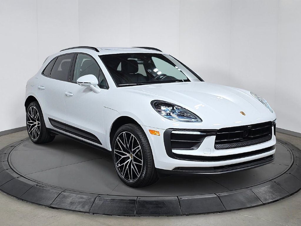 2026 Porsche Macan