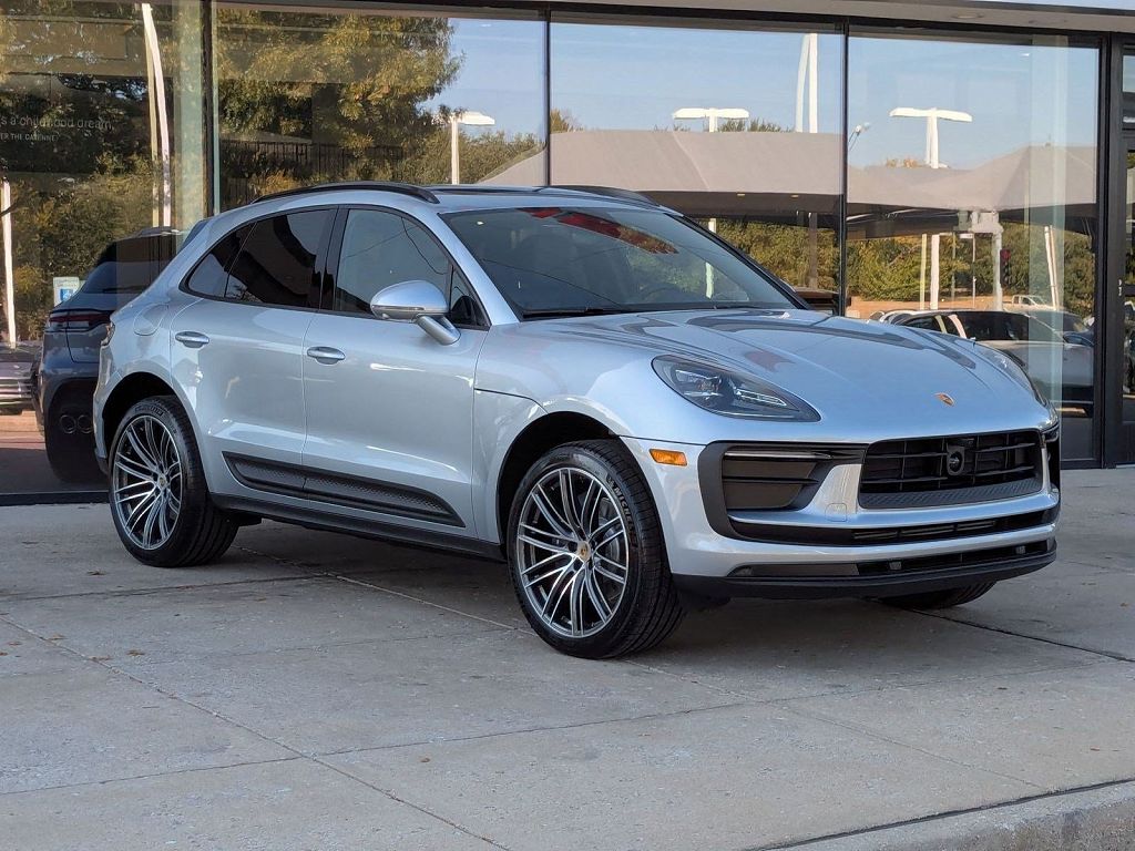 2026 Porsche Macan
