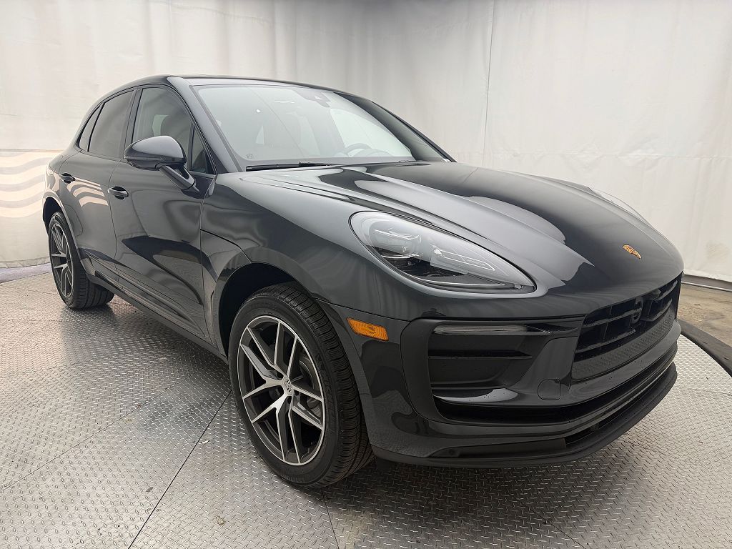 2026 Porsche Macan