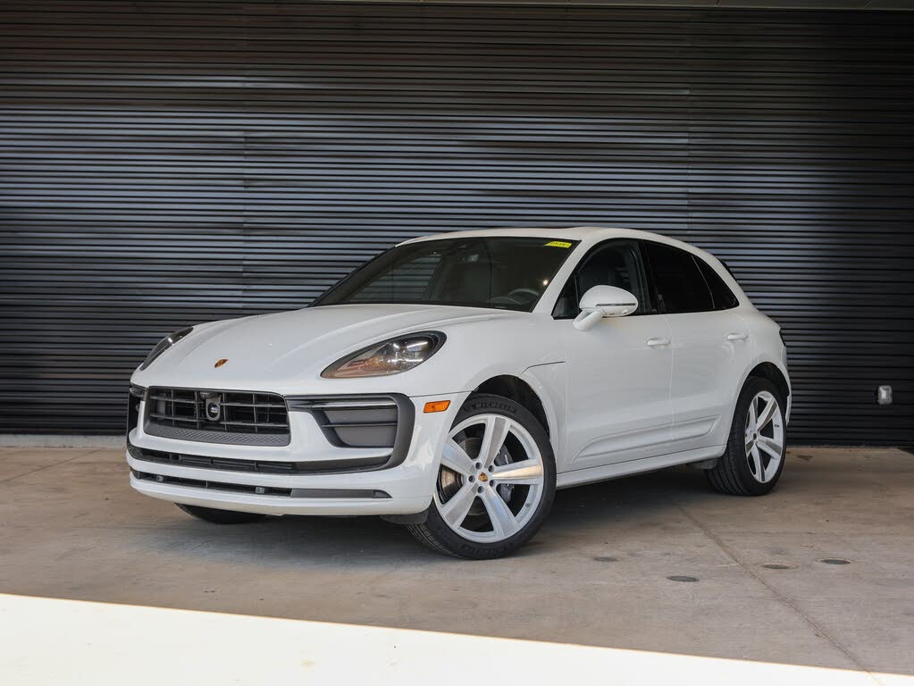 2026 Porsche Macan