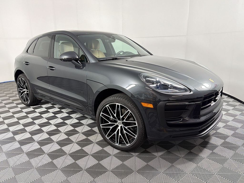 2026 Porsche Macan