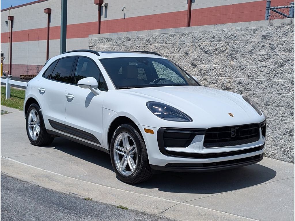 2026 Porsche Macan