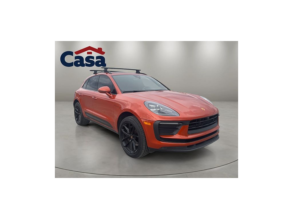 2022 Porsche Macan
