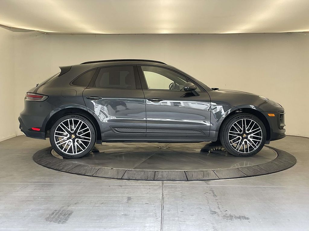 2024 Porsche Macan