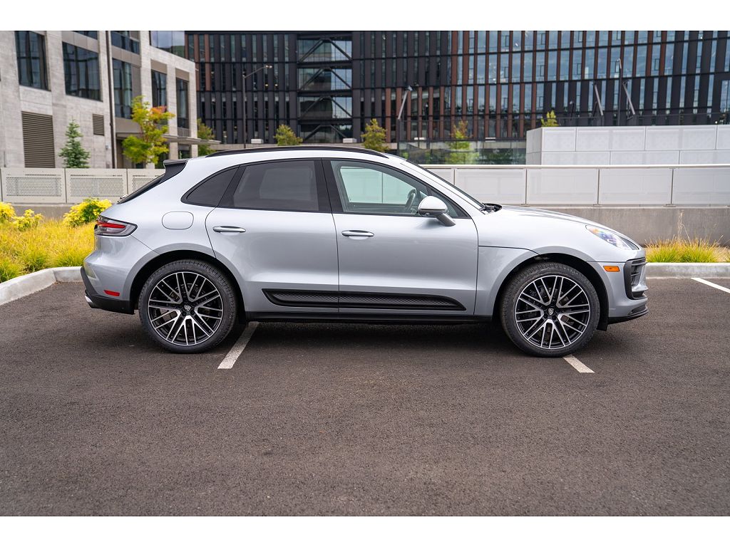 2024 Porsche Macan