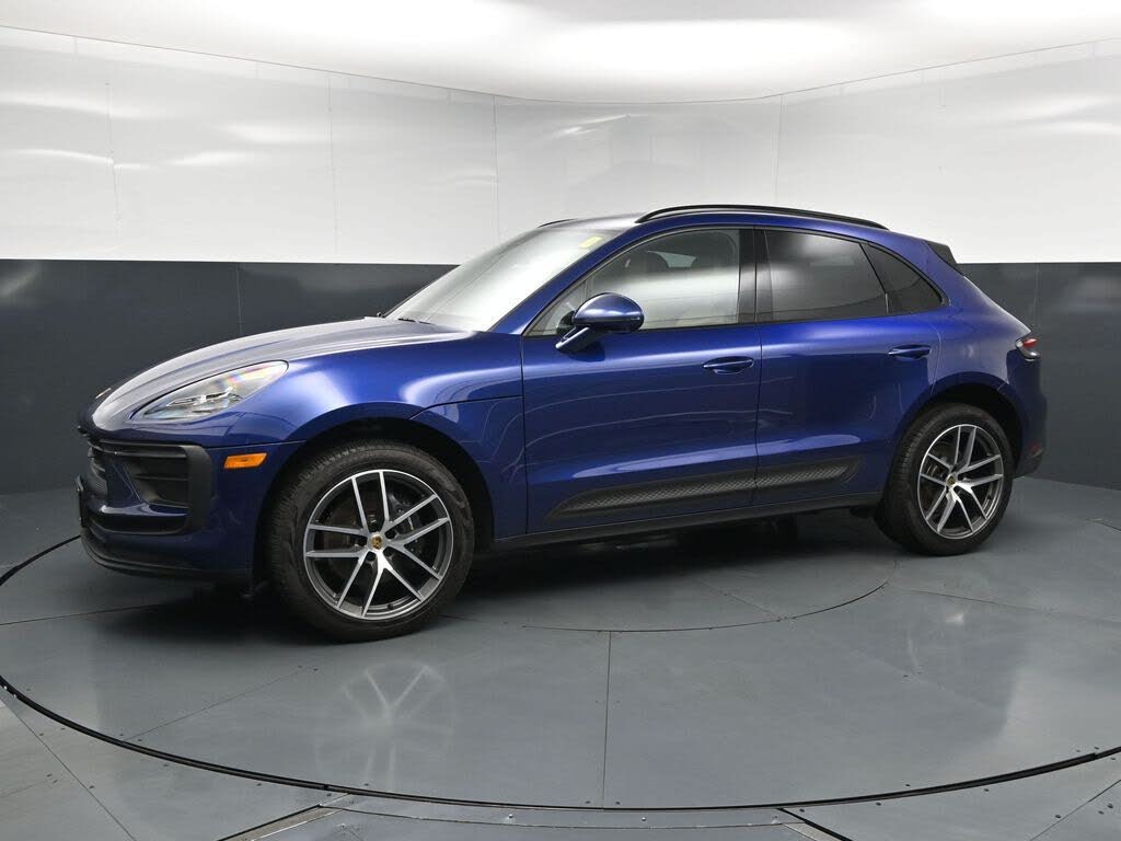 2024 Porsche Macan T