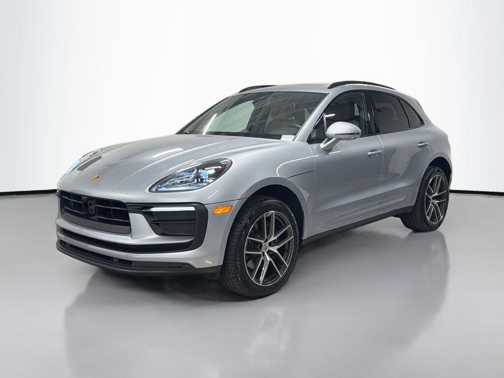 2025 Porsche Macan
