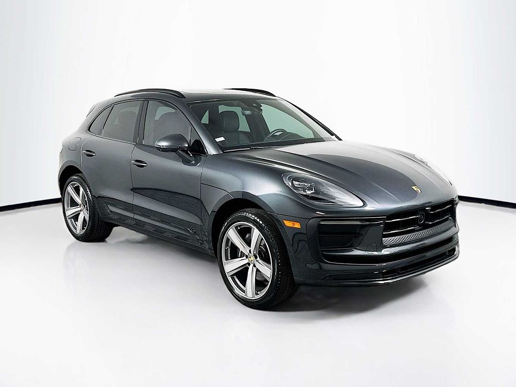 2026 Porsche Macan